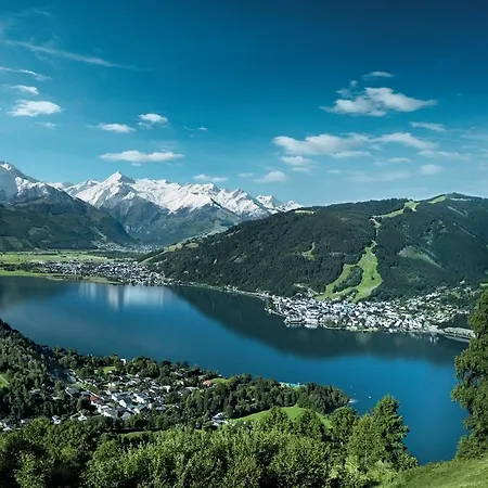 Harrer City Center Zell am See